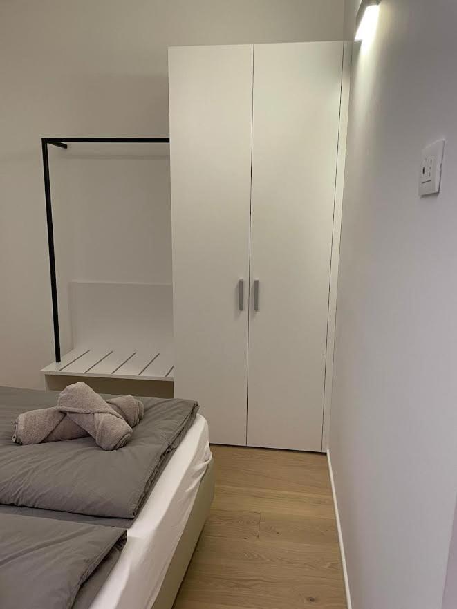 Api Tenna Apartments Glicine 1 ภายนอก รูปภาพ